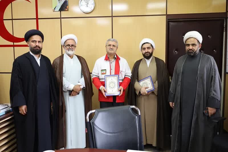 توسعه همکاری حوزه علمیه و هلال احمر در استان‌ مازندران