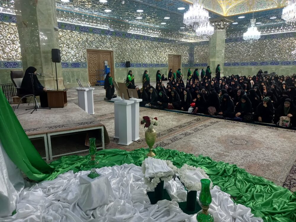 ماهیت طلبگی به فقه و اصول است