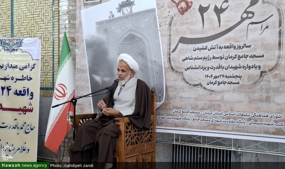 رمز پیروزی ما در اسلام، مقاومت و تبعیت از ولایت است