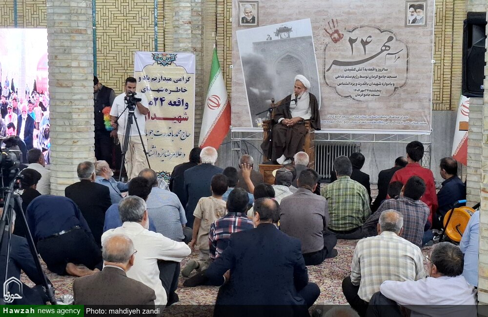 رمز پیروزی ما در اسلام، مقاومت و تبعیت از ولایت است