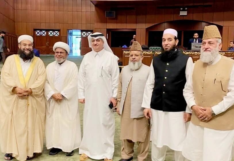 Persatuan Umat adalah Jalan untuk Menghadapi Tantangan Dunia Islam Masa Kini