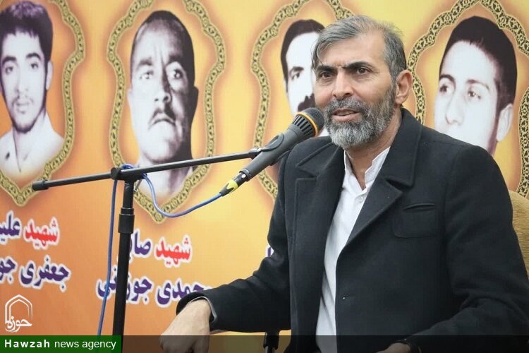 شهدا حتی پس از شهادت، هادی ما بودند