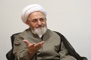 آية اللّه العظمى السبحانيّ: النساء فاعلاتٌ ومؤثّراتٌ في الفضاء الاجتماعيّ.. الإسلام رسّم مسارًا مشرقًا لكرامة المرأة