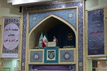 لزوم رسیدگی سریع سران سه قوه به مشکلات معیشتی مردم