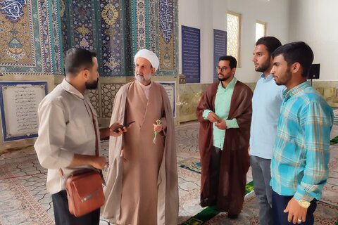 تصاویر/ حضور طلاب مدارس علمیه منطقه کاشان در طرح «مثل خمینی»