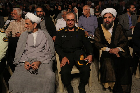 تصاویر / کنگره بزرگداشت سرداران و شهدای منطقه ۳ شهرداری اصفهان