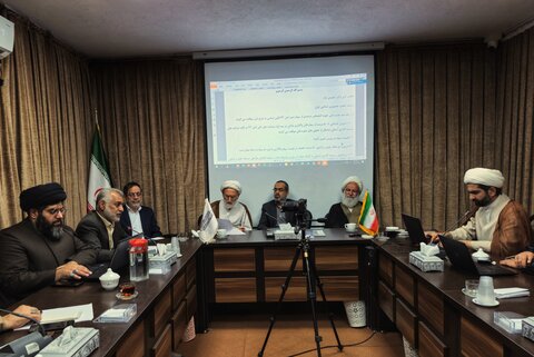 تصاویر/ نشست تخصصی فرصت‌ها و آسیب‌های سهام عدالت