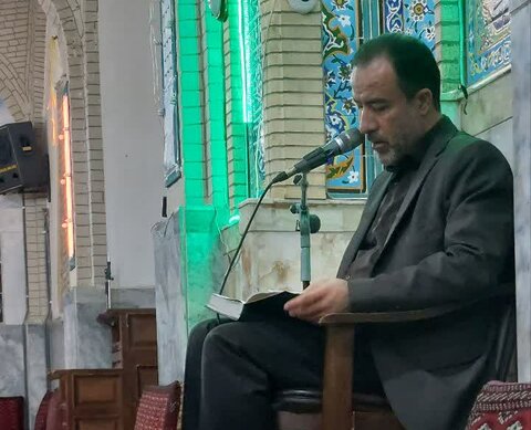 تصاویر/ اجرای پویش «آدینه قرآنی» همسو با مطالبه مقام معظم رهبری