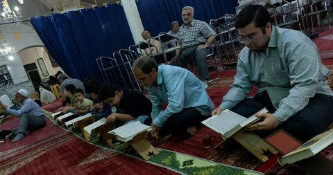 تصاویر/ اجرای پویش «آدینه قرآنی» همسو با مطالبه مقام معظم رهبری