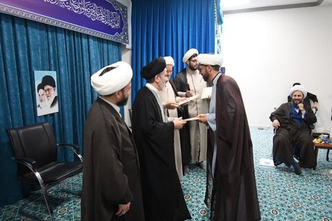 تصاویر/ تجلیل نماینده ولی فقیه آذربایجان غربی از شهرستان‌های برتر در ساماندهی امور مساجد