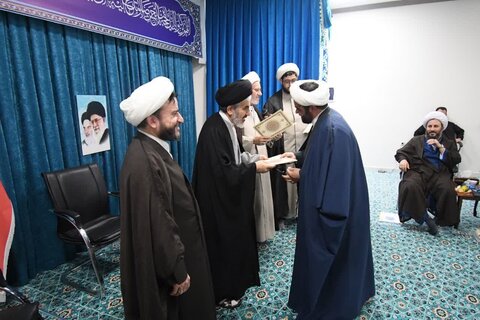 تصاویر/ تجلیل نماینده ولی فقیه آذربایجان غربی از شهرستان‌های برتر در ساماندهی امور مساجد