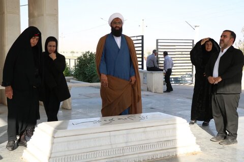 تصاویر/ حضور امام جمعه شهرستان دهلران به زیارت امامزاده سیداکبر (ع)