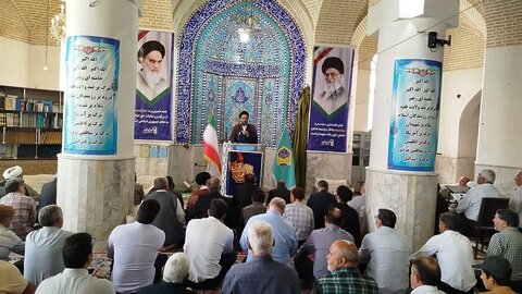 تصاویر/ نماز جمعه بخش مرکزی مهریز در روستای مهدی آباد