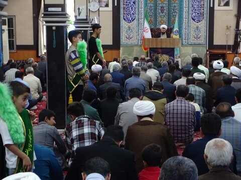 تصاویر / نماز جمعه امروز شهرستان چهاربرج