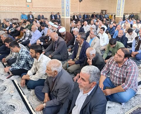 تصاویر/ اقامه نماز جمعه نقده