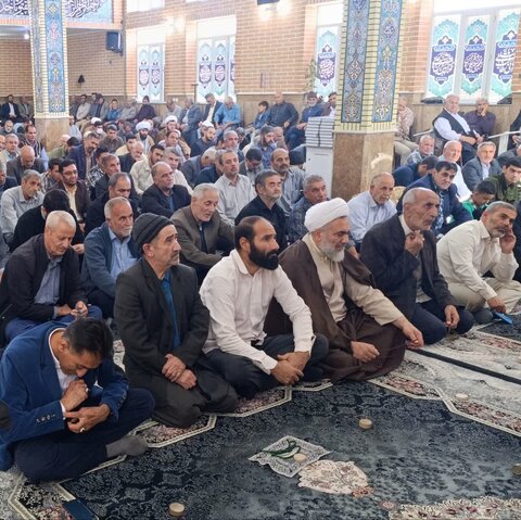 تصاویر/ اقامه نماز جمعه نقده