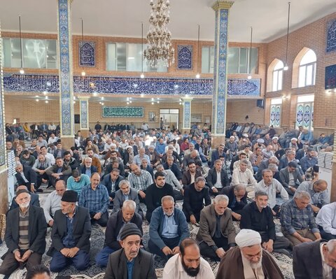 تصاویر/ اقامه نماز جمعه نقده