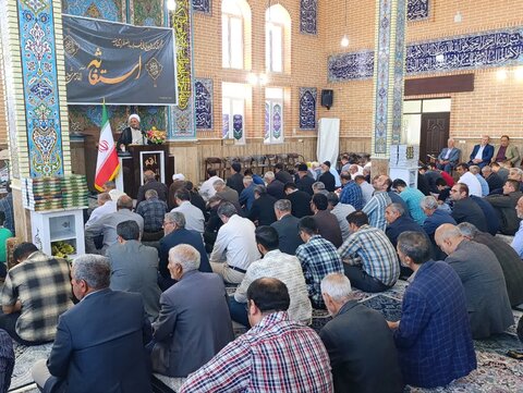 تصاویر/ اقامه نماز جمعه نقده