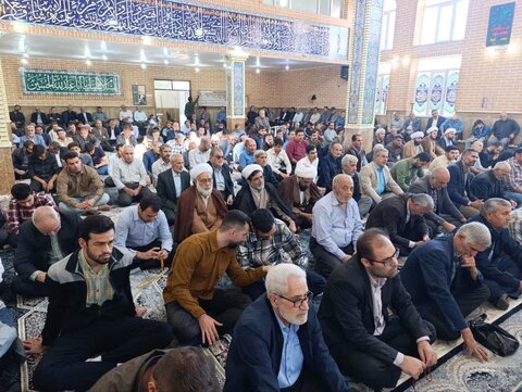 تصاویر/ اقامه نماز جمعه نقده