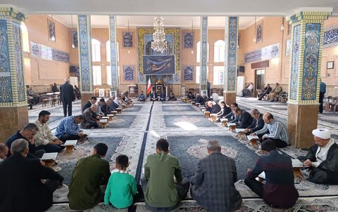 تصاویر/ اقامه نماز جمعه نقده