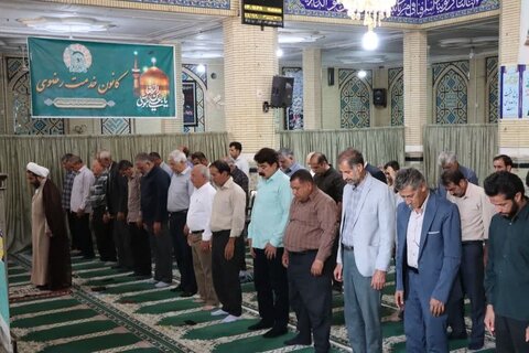 تصاویر/ اقامه نماز جمعه شهر زیدآباد