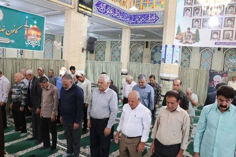 تصاویر/ اقامه نماز جمعه شهر زیدآباد