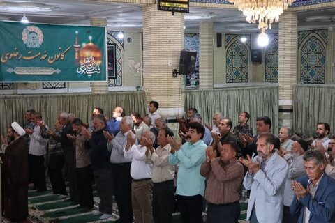 تصاویر/ اقامه نماز جمعه شهر زیدآباد