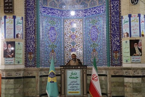 تصاویر/ اقامه نماز جمعه شهر زیدآباد