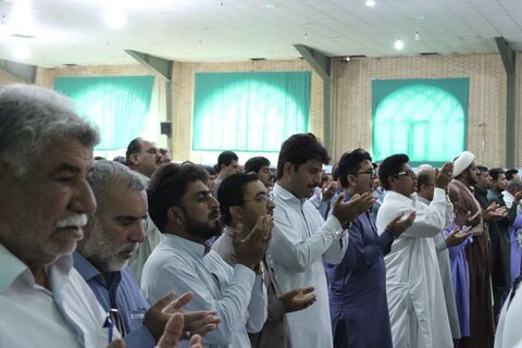 آیین عبادی سیاسی نماز جمعه دلگان