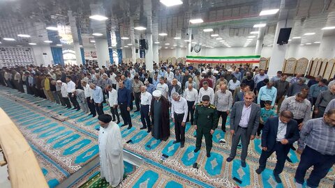 نمازجمعه امروز شهر جم به روایت تصویر