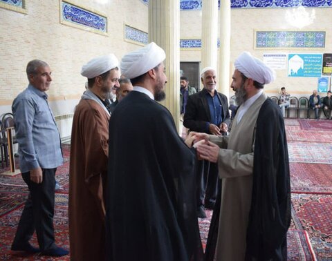 تصاویر/ اقامه نماز جمعه شهرستان بیجار