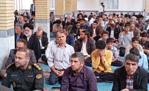 تصاویر اقامه نماز جمعه کوهدشت