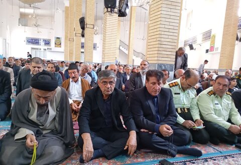 تصاویر اقامه نماز جمعه کوهدشت