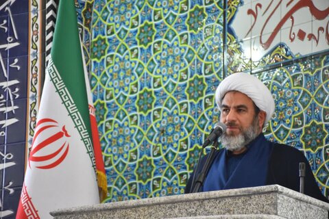 تصاویر اقامه نماز جمعه کوهدشت