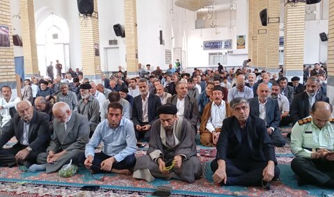 تصاویر اقامه نماز جمعه کوهدشت