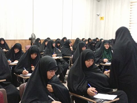 تصاویر/ برنامه ارتقائی کادر مدارس علمیه خواهران استان کرمان در مشهد مقدس