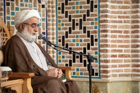 تصاویر/ درس اخلاق آیت الله محمدباقر تحریری در مدارس مروی و معیرالممالک