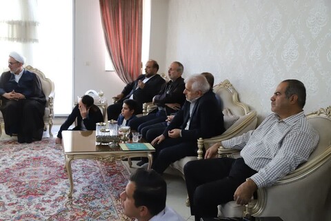 تصاویر/ دیدار مسئول دفتر نمایندگی ولی فقيه درسپاه ویژه تبریز با خانواده شهید جواد افشاری