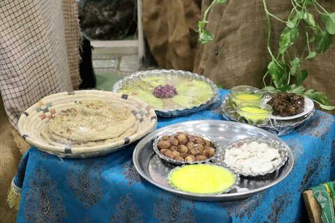 تصاویر/ نمایشگاه اسوه در دیّر