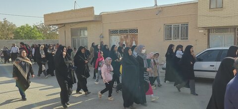 تصاویر/ همایش بزرگ پیاده‌روی خانوادگی در بخش گاریزات برگزار شد