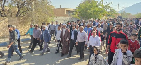 تصاویر/ همایش بزرگ پیاده‌روی خانوادگی در بخش گاریزات برگزار شد