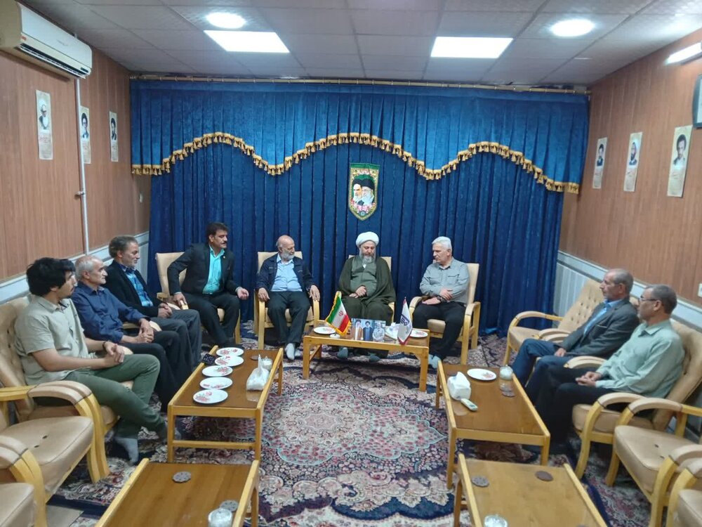 رسیدگی به وضعیت و امور کارگران در دین اسلام امری مقدس است