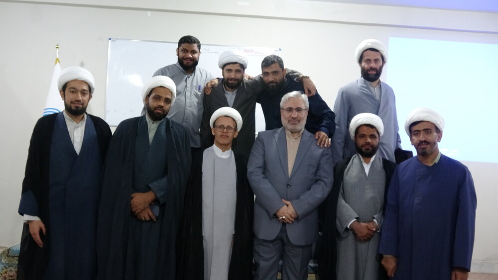 اجلاسیه ۵ روزه معاونان هرمزگان با محوریت «تولید علم اسلامی» در قم