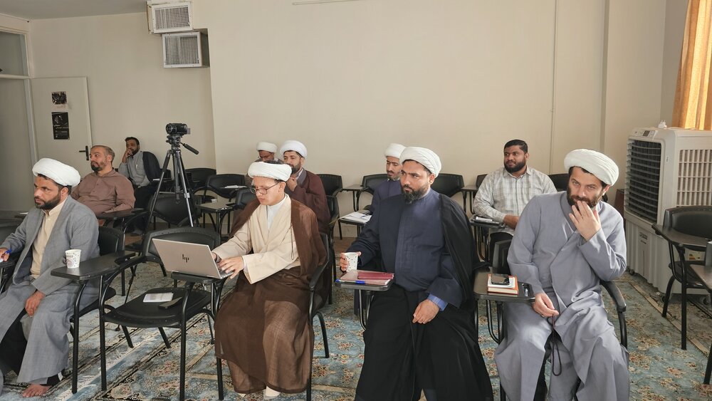 اجلاسیه ۵ روزه معاونان هرمزگان با محوریت «تولید علم اسلامی» در قم