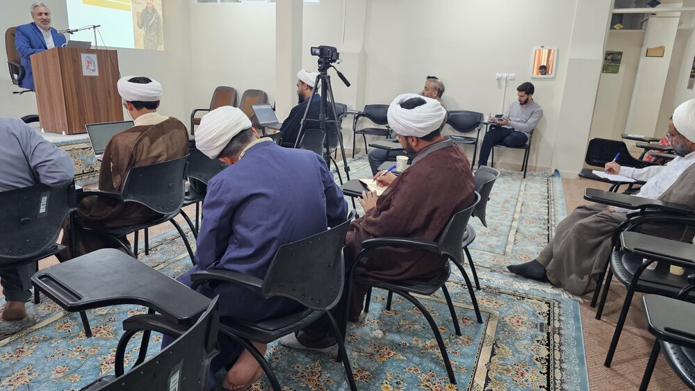 اجلاسیه ۵ روزه معاونان هرمزگان با محوریت «تولید علم اسلامی» در قم