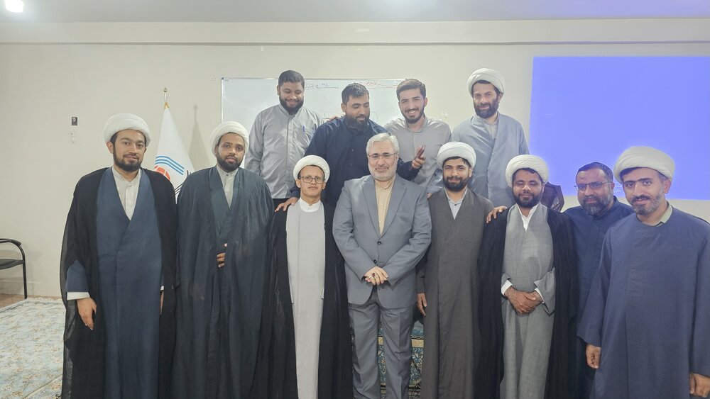 اجلاسیه ۵ روزه معاونان هرمزگان با محوریت «تولید علم اسلامی» در قم