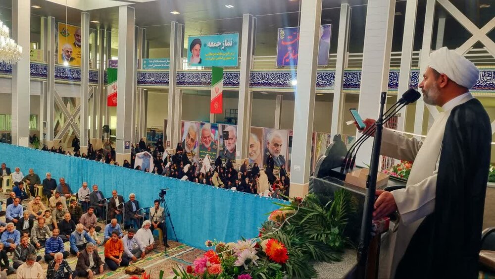 نمازجمعه رابر