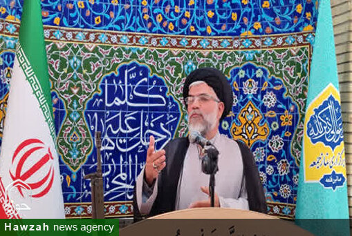 تأکید امام جمعه موقت صائین‌قلعه بر تقوا به عنوان معیار تشخیص حق از باطل