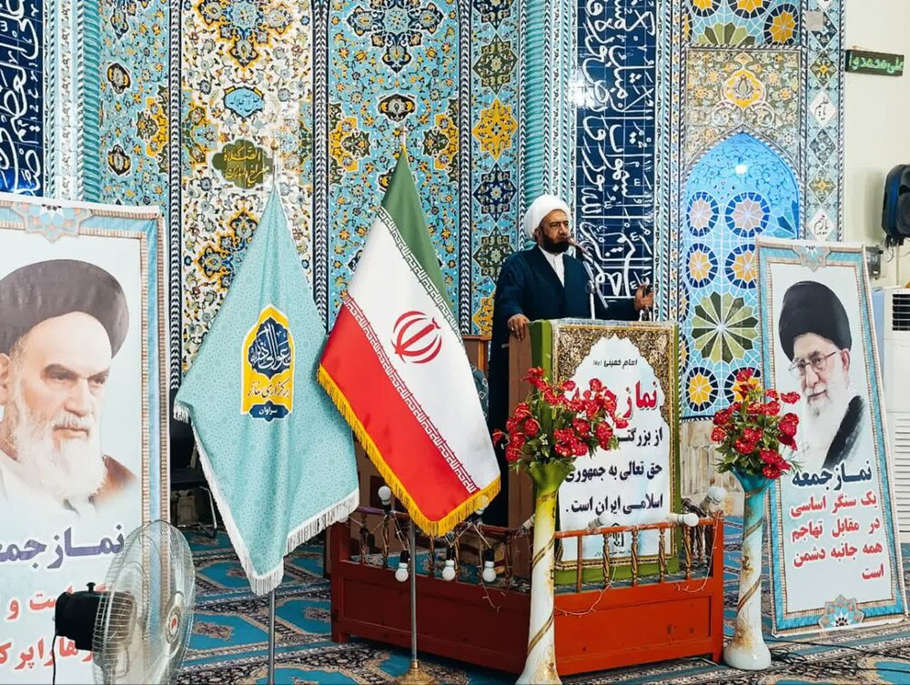 هوشیاری، انسجام ملی و توجه مسئولان به مشکلات مردم ضرورت دارد