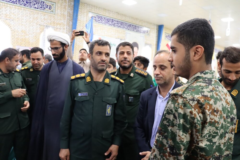 نمایشگاه اسوه در بندر دیّر افتتاح شد